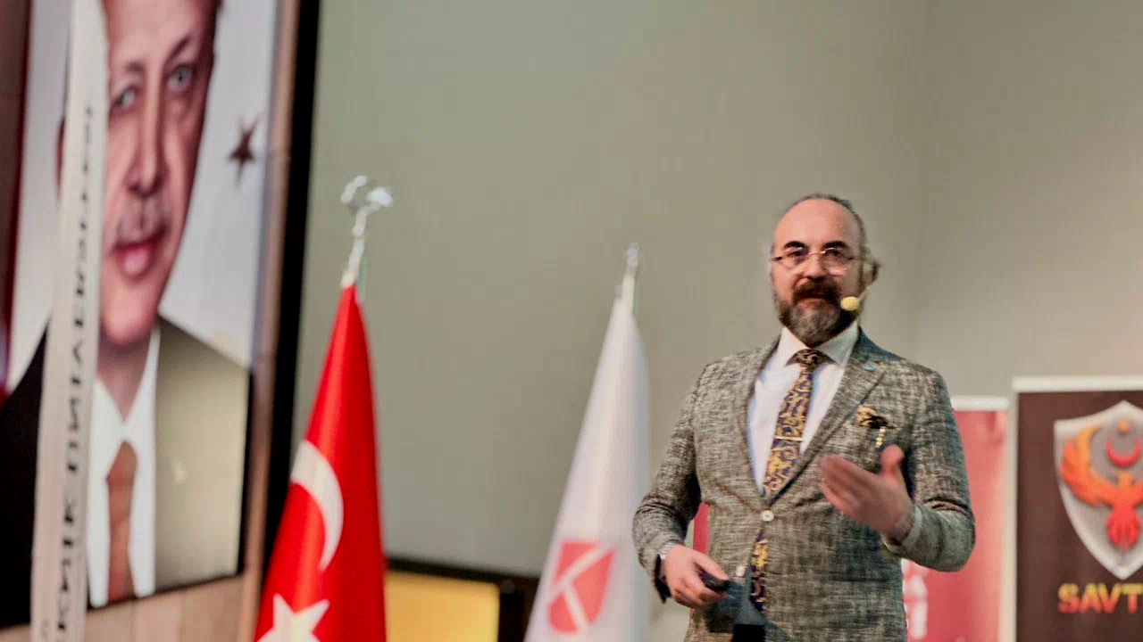TİMBİR Genel Başkan Yardımcısı Tokuş, Konya'da mühendis adaylarına yol gösterdi