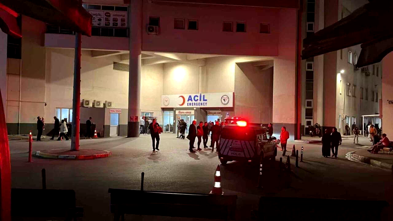 Tır, hastane otoparkına daldı: Sürücü alkollü çıktı, araçta ise uyuşturucu bulundu