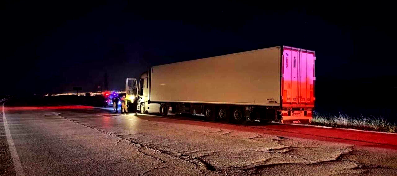 Tırda erkek cesedi bulundu