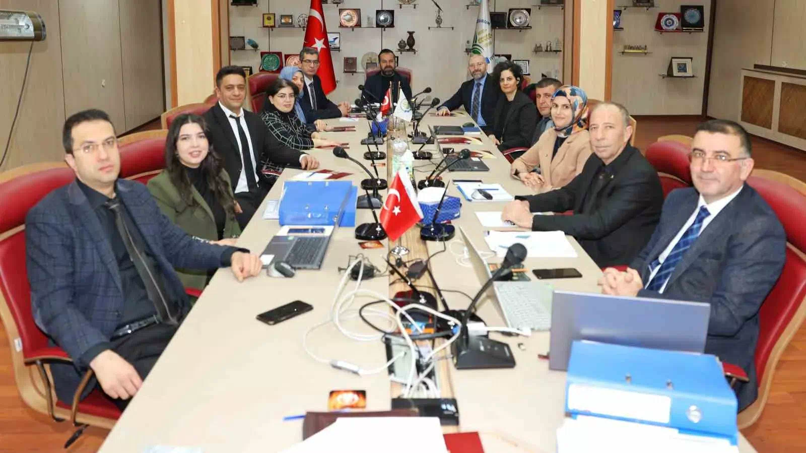 TOBB, Türk Loydu Denetçisi Olcay Koca yönetiminde Erzurum Ticaret Borsası’nda akreditasyon denetimi başlattı.