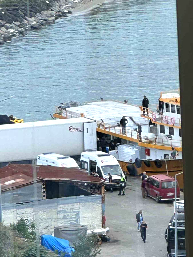 Trabzon açıklarındaki balıkçı teknesinde iş kazası: 1’i ağır 4 yaralı