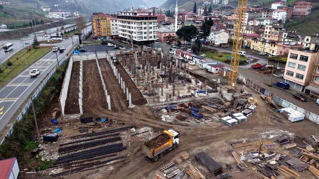 Trabzon’da Çağlayan Kentsel Dönüşüm Projesi’nde inşaatlar yükseliyor