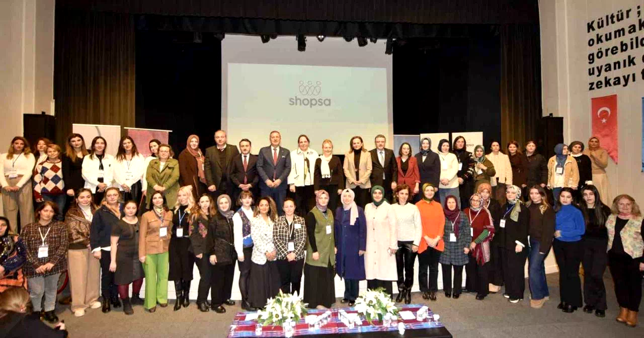 Trabzon’da kadın girişimcilere dijital pazarlama ve e-ticaret eğitimi verildi