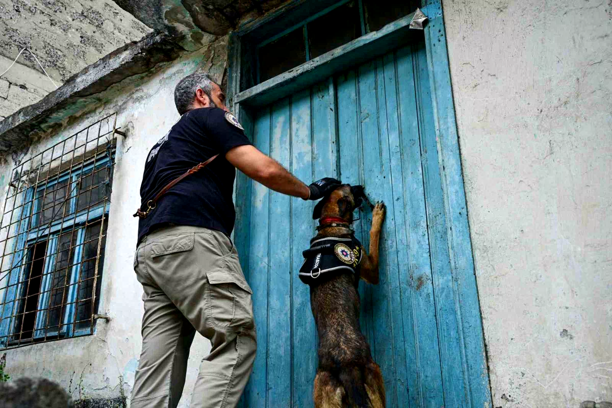 Trabzon’da okul çevrelerinde güvenlik denetimleri artırıldı