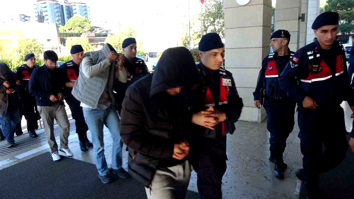 Trabzon merkezli 6 ilde siber suç operasyonu: 22 şüpheli adliyeye sevk edildi