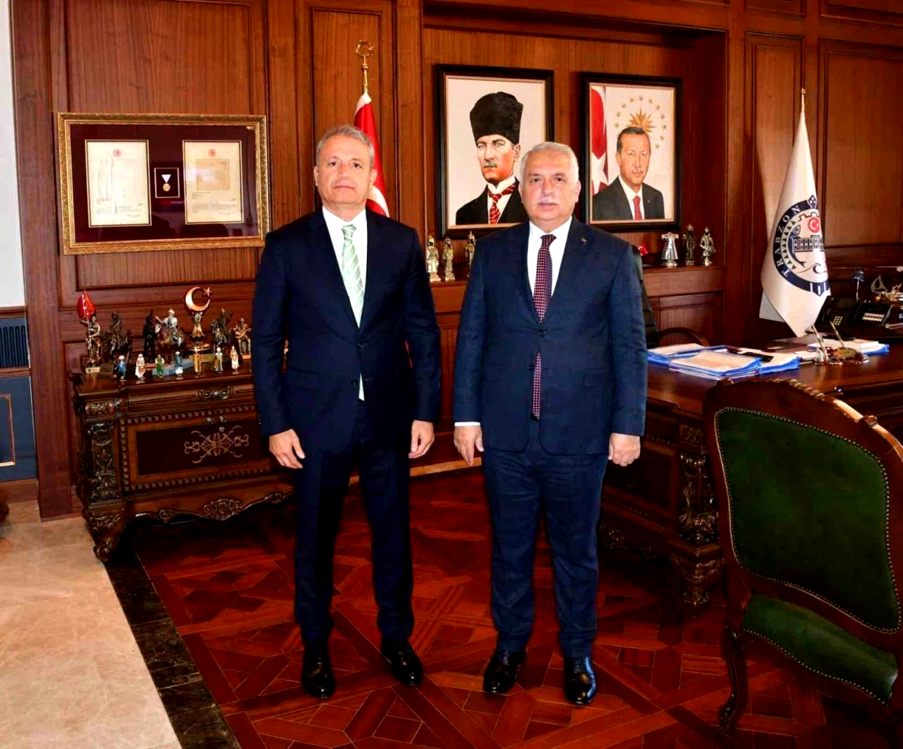 Trabzon’un yeni Emniyet Müdürü Loğoğlu’ndan Vali Yıldırım’a ziyaret