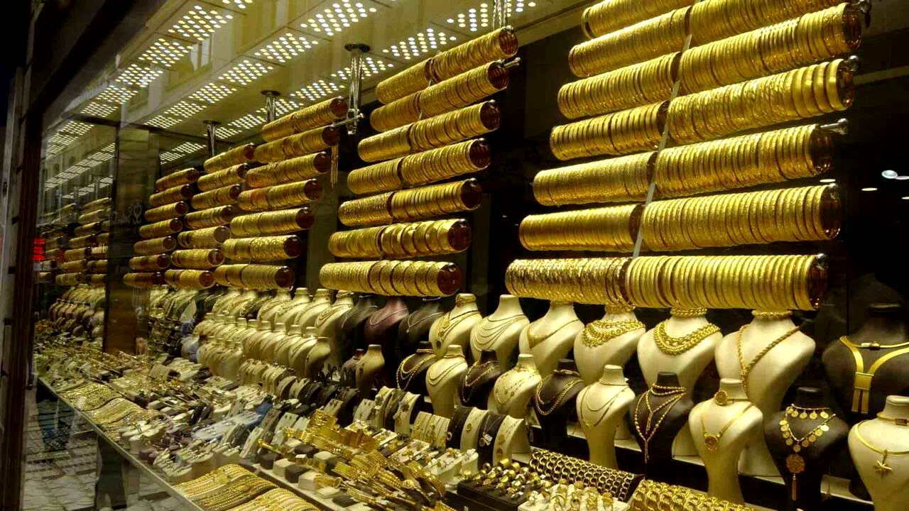 Trabzonlu kuyumcuların umudu düğün sezonunda