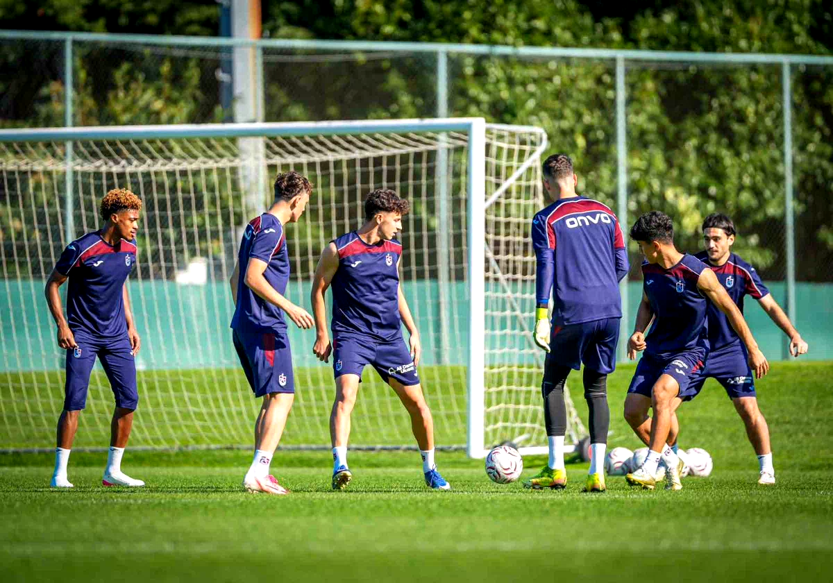 Trabzonspor, Çaykur Rizespor maçı hazırlıklarına başladı
