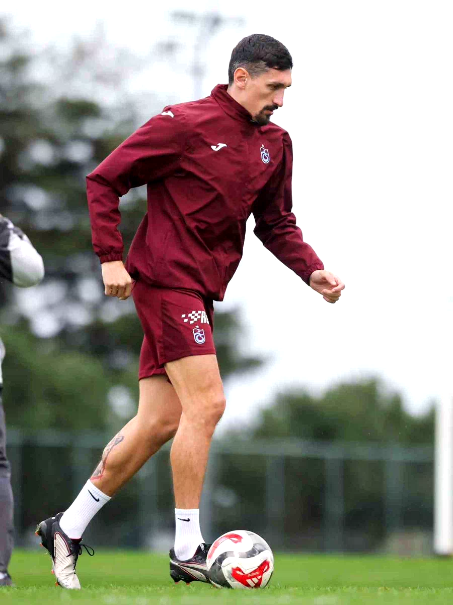 Trabzonspor’da Savic, takımla çalıştı
