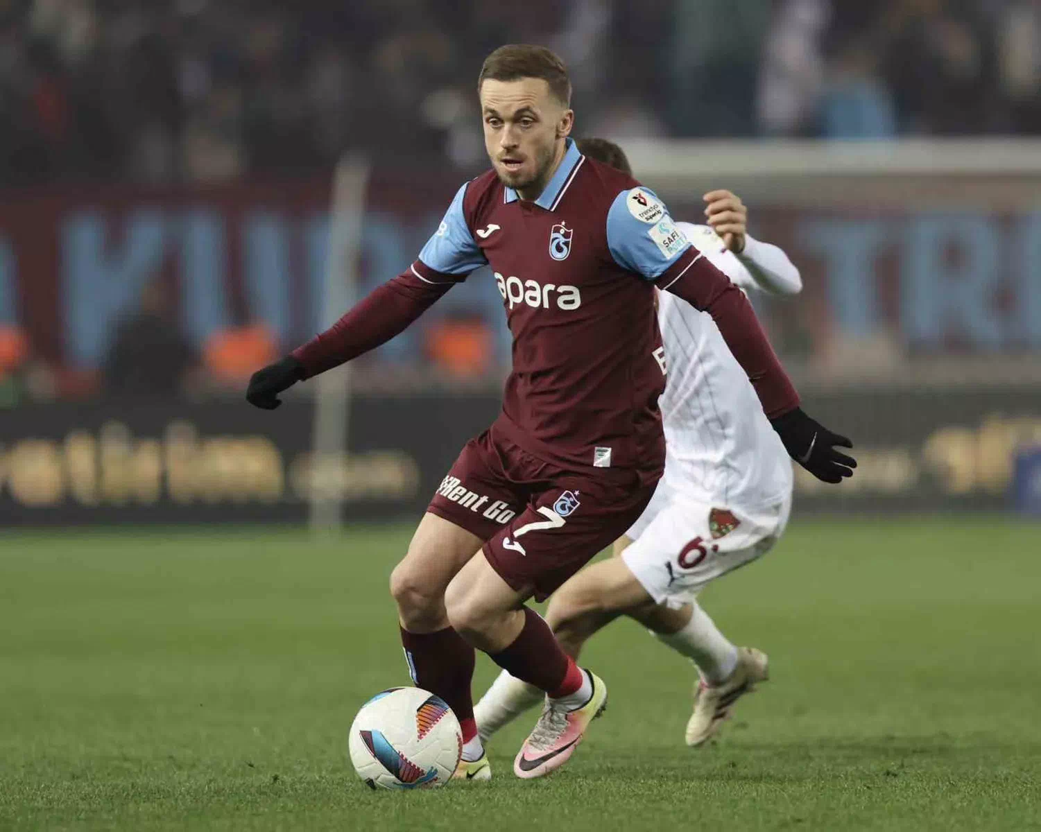 Trabzonspor, evinde Hatayspor’a 2-1 mağlup oldu.
