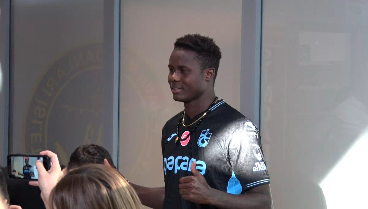 Trabzonspor’un yeni transferi Franculino Dju, Trabzon’a geldi