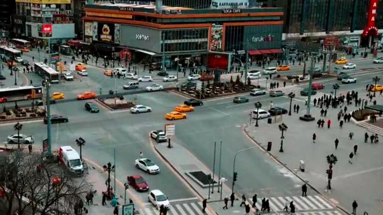 Trafikte Hız Yapanlara Geçit Yok
