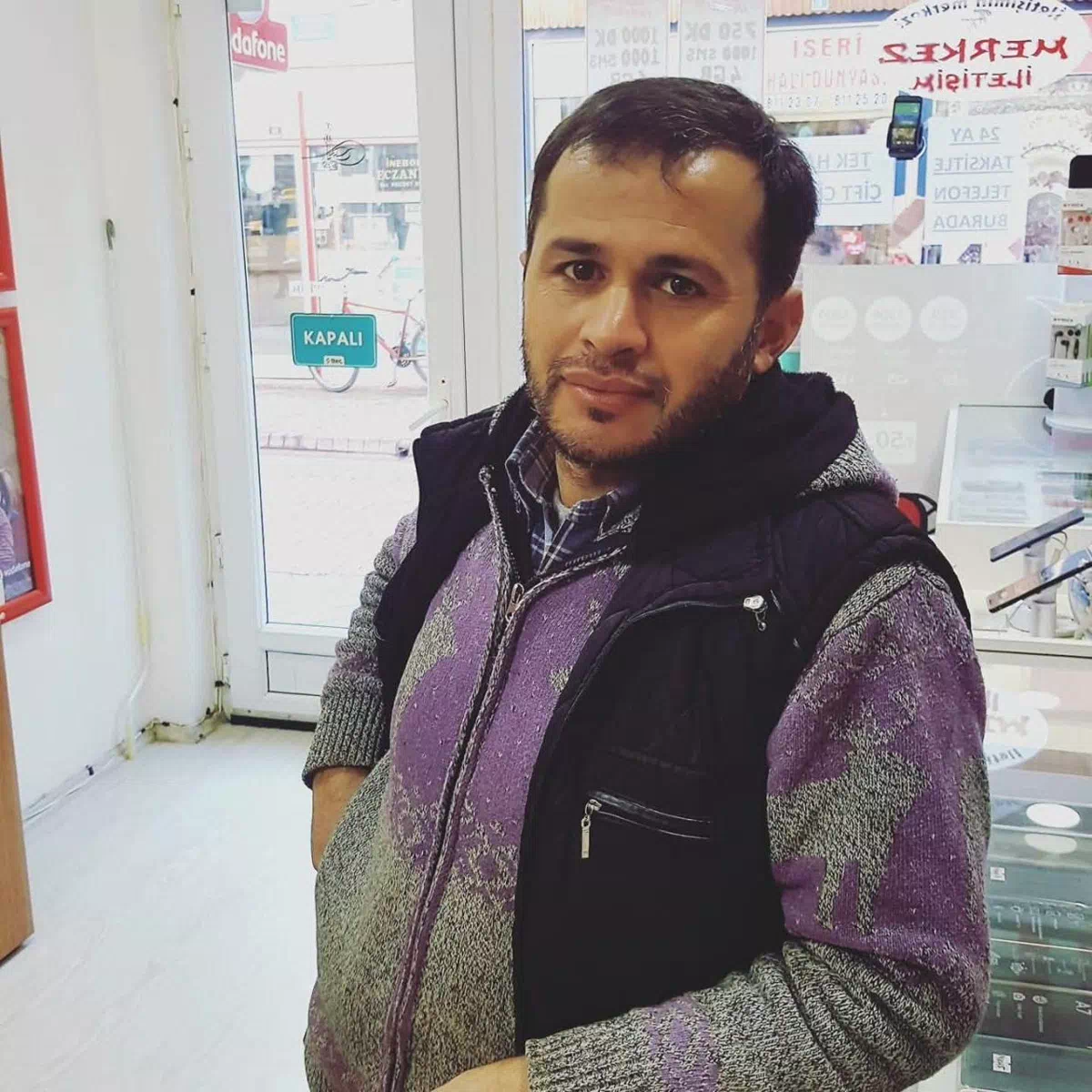 Traktör ile kazan arasına sıkışan köy muhtarı hayatını kaybetti