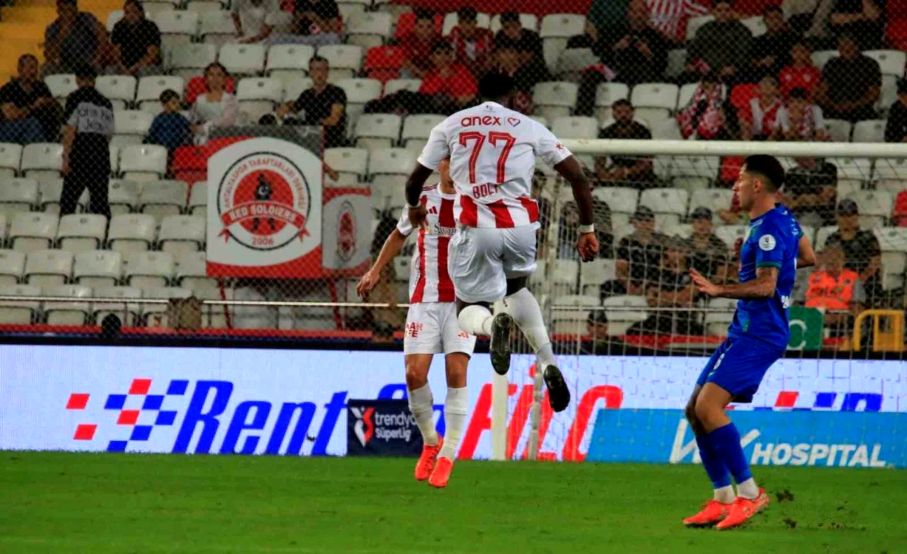 Trendyol Süper Lig: Antalyaspor: 2 – Çaykur Rizespor: 5 (Maç sonucu)