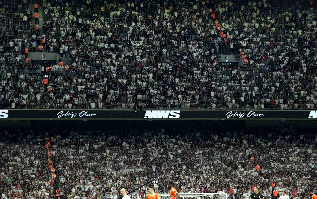 Trendyol Süper Lig: Beşiktaş: 0 – Rams Başakşehir: 0 (İlk yarı)