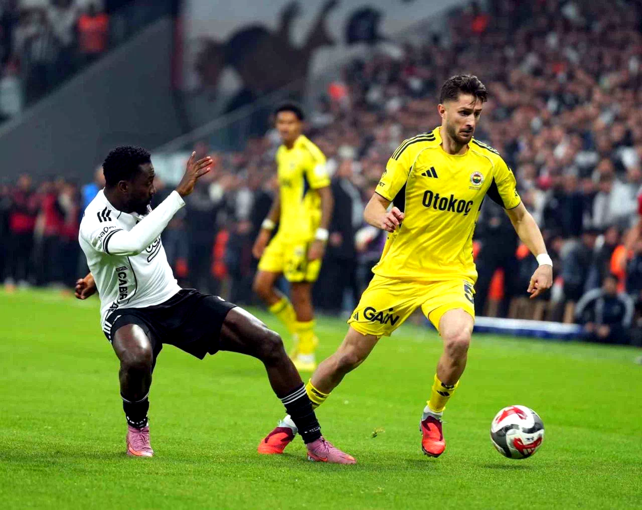 Trendyol Süper Lig: Beşiktaş: 1 – Fenerbahçe: 0 (Maç devam ediyor)