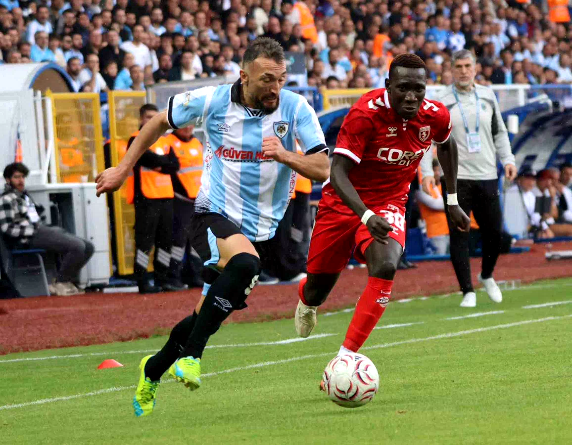 Trendyol Süper Lig: Erzurumspor FK: 1 - Samsunspor: 0 (İlk yarı)