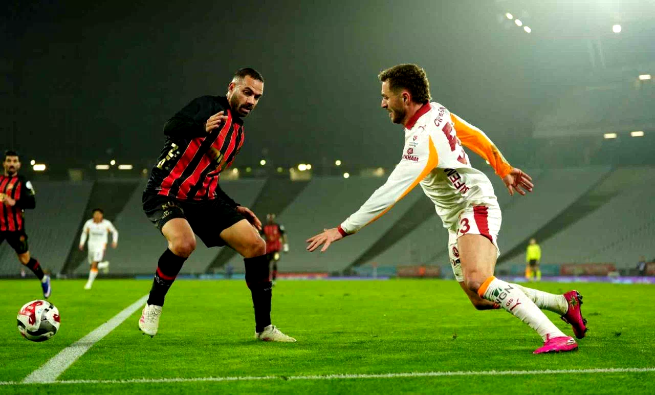 Trendyol Süper Lig: Fatih Karagümrük: 1 – Galatasaray: 1 (İlk yarı)