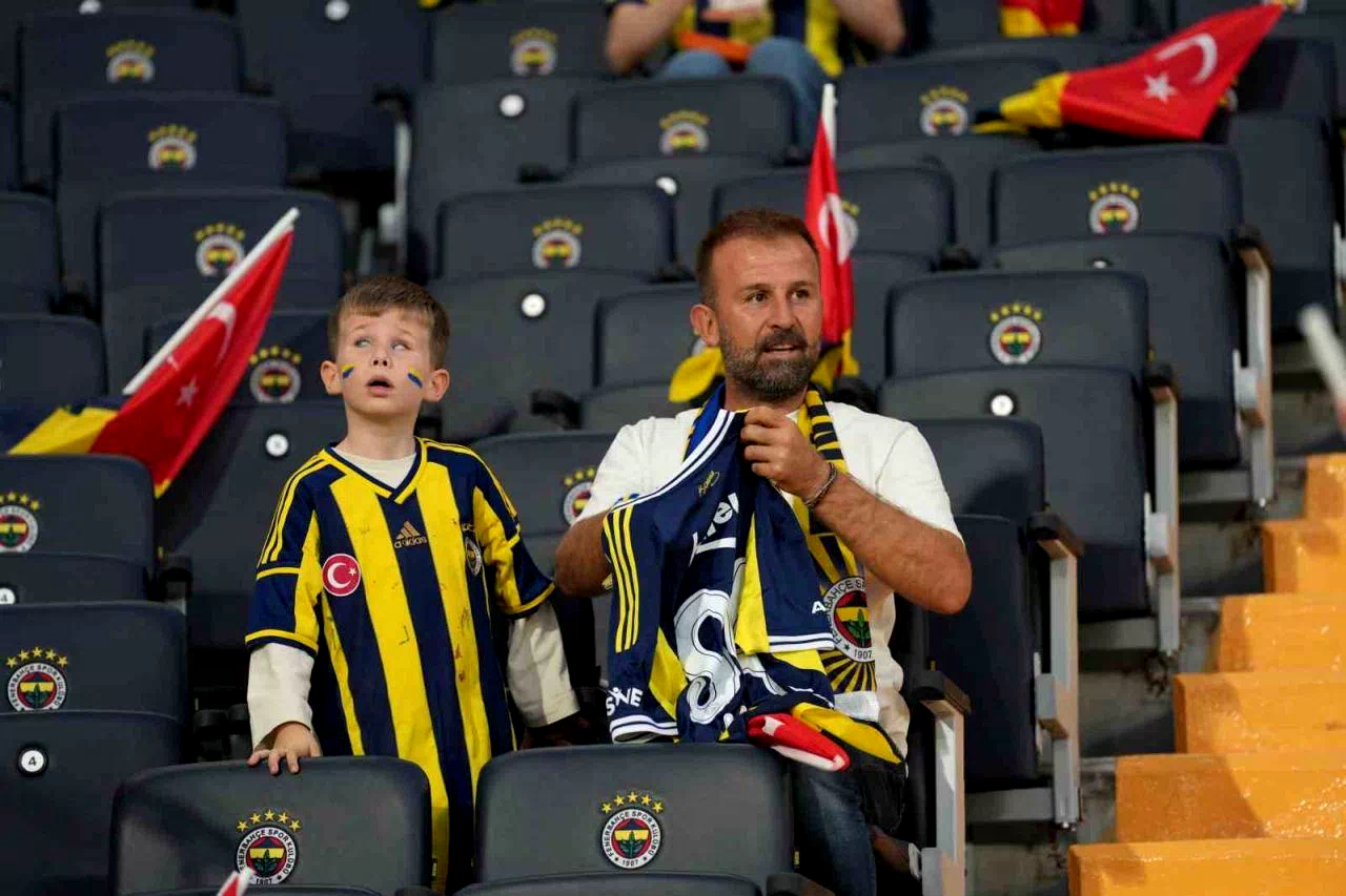 Trendyol Süper Lig: Fenerbahçe: 0 – Alanyaspor: 0 (Maç devam ediyor)