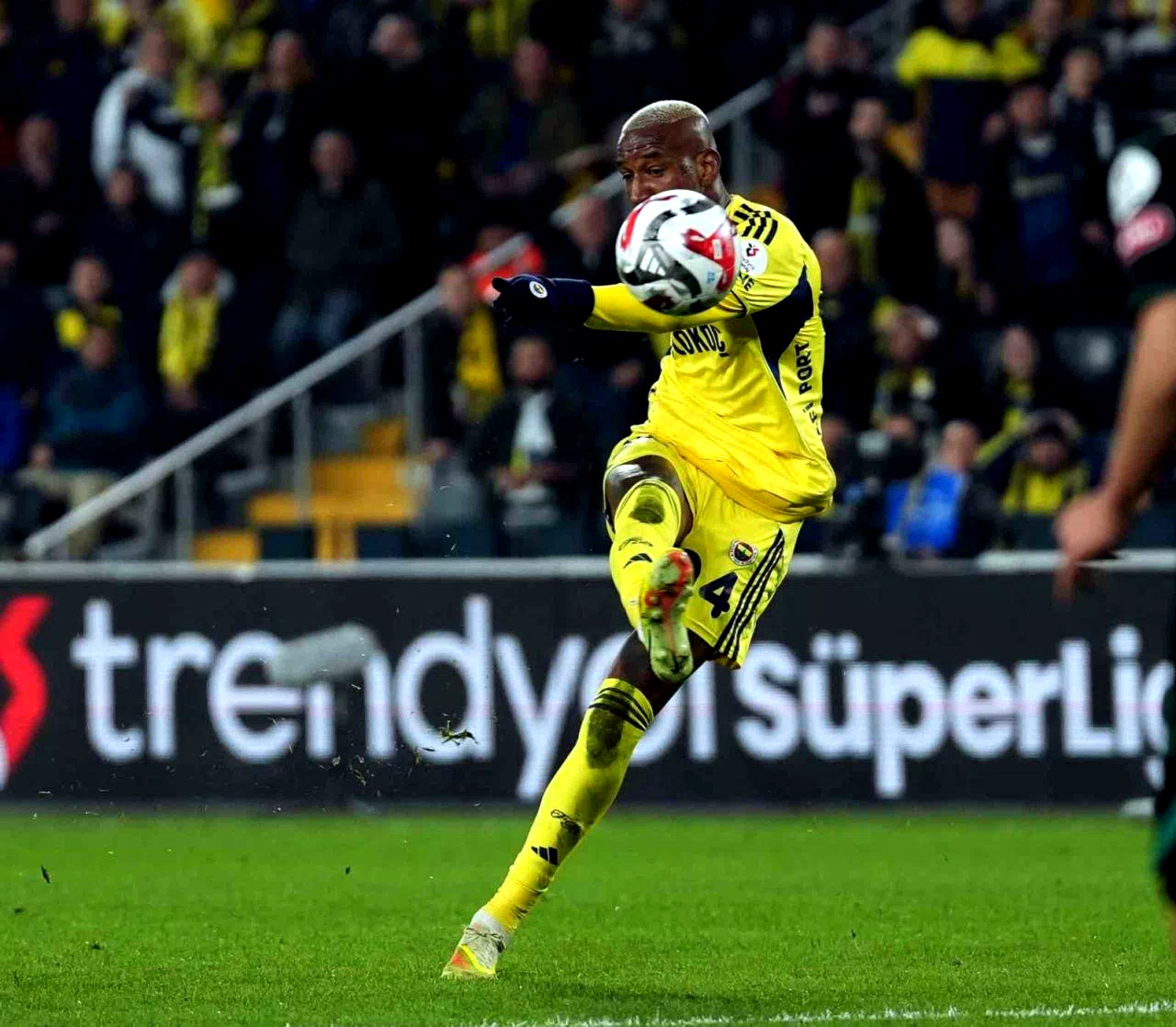 Trendyol Süper Lig: Fenerbahçe: 4 – Konyaspor: 0 (Maç sonucu)