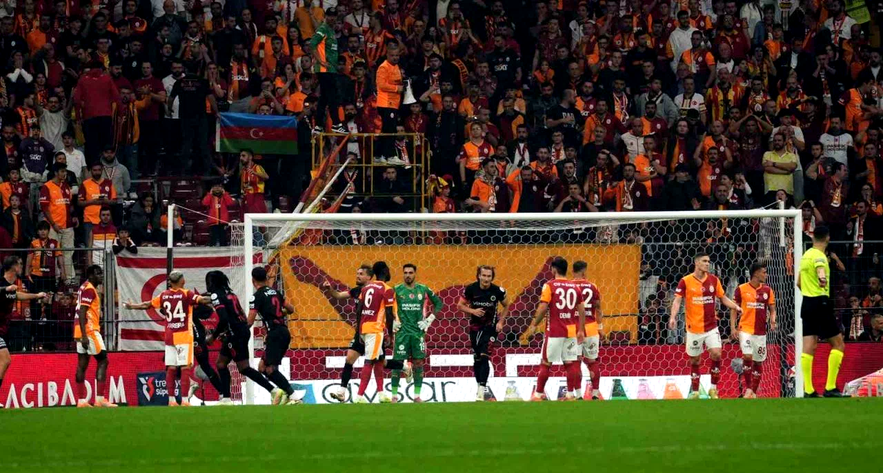 Trendyol Süper Lig: Galatasaray: 0 – Gençlerbirliği: 1 (İlk yarı)