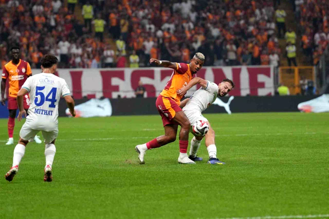 Trendyol Süper Lig: Galatasaray: 1 – Çaykur Rizespor: 0 (İlk yarı)