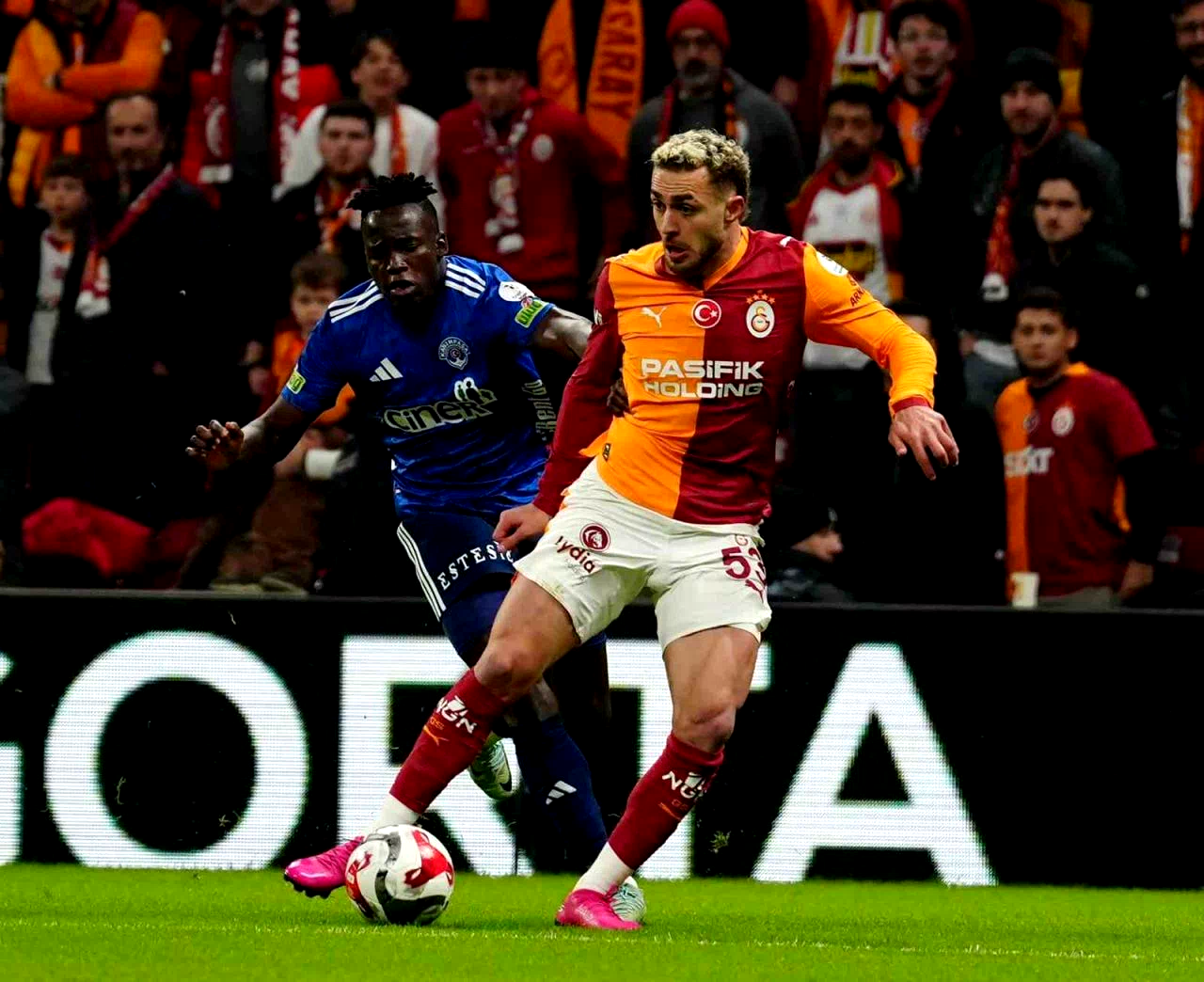 Trendyol Süper Lig: Galatasaray: 1 – Kasımpaşa: 0 (İlk yarı)