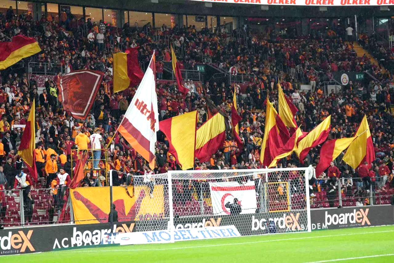 Trendyol Süper Lig: Galatasaray: 1 – Samsunspor: 0 (Maç devam ediyor)