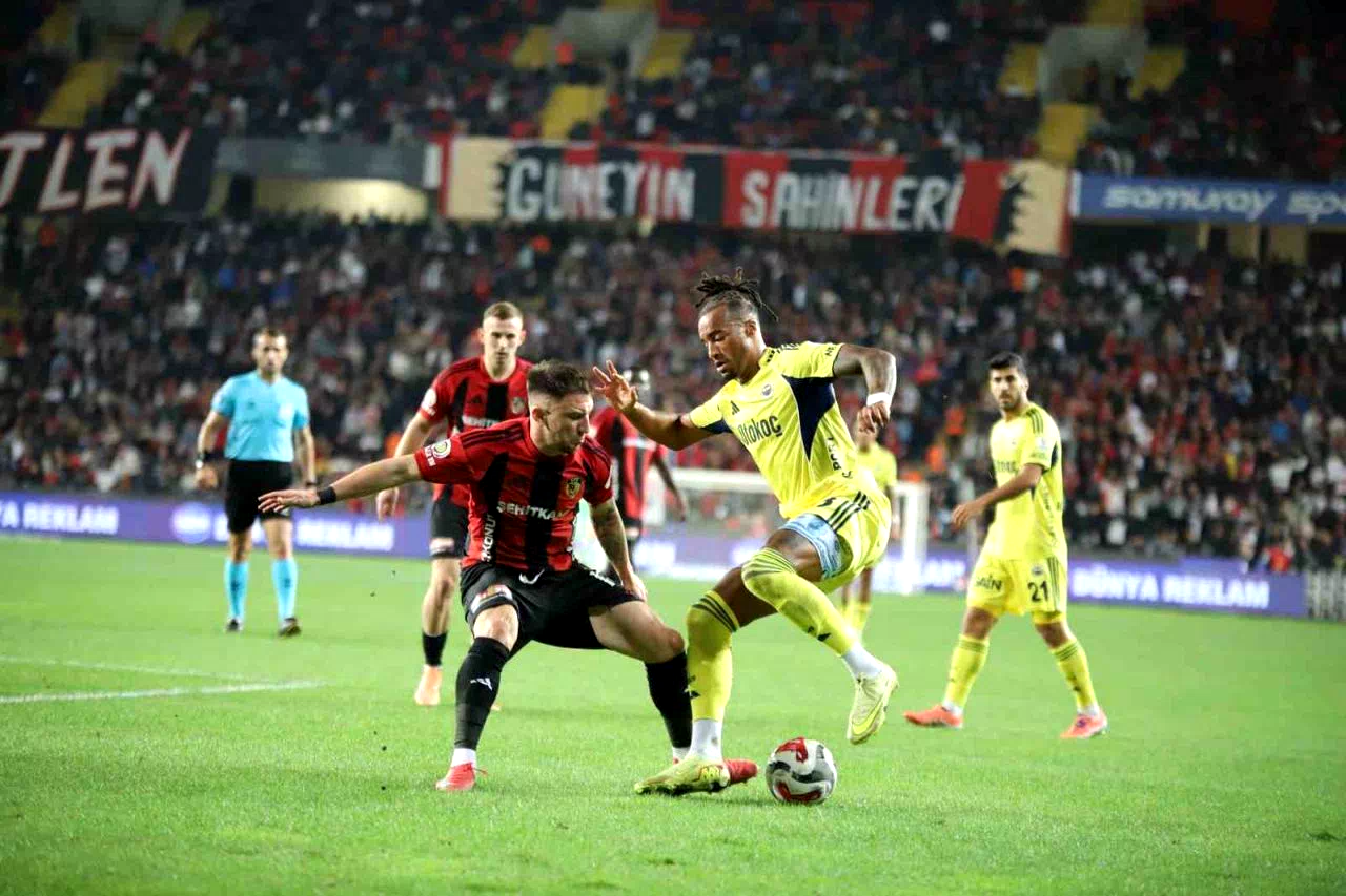 Trendyol Süper Lig: Gaziantep FK: 0 – Fenerbahçe: 4 (Maç Sonucu)