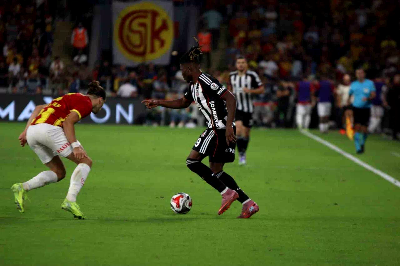 Trendyol Süper Lig: Göztepe: 3 – Beşiktaş: 0 (Maç sonucu)