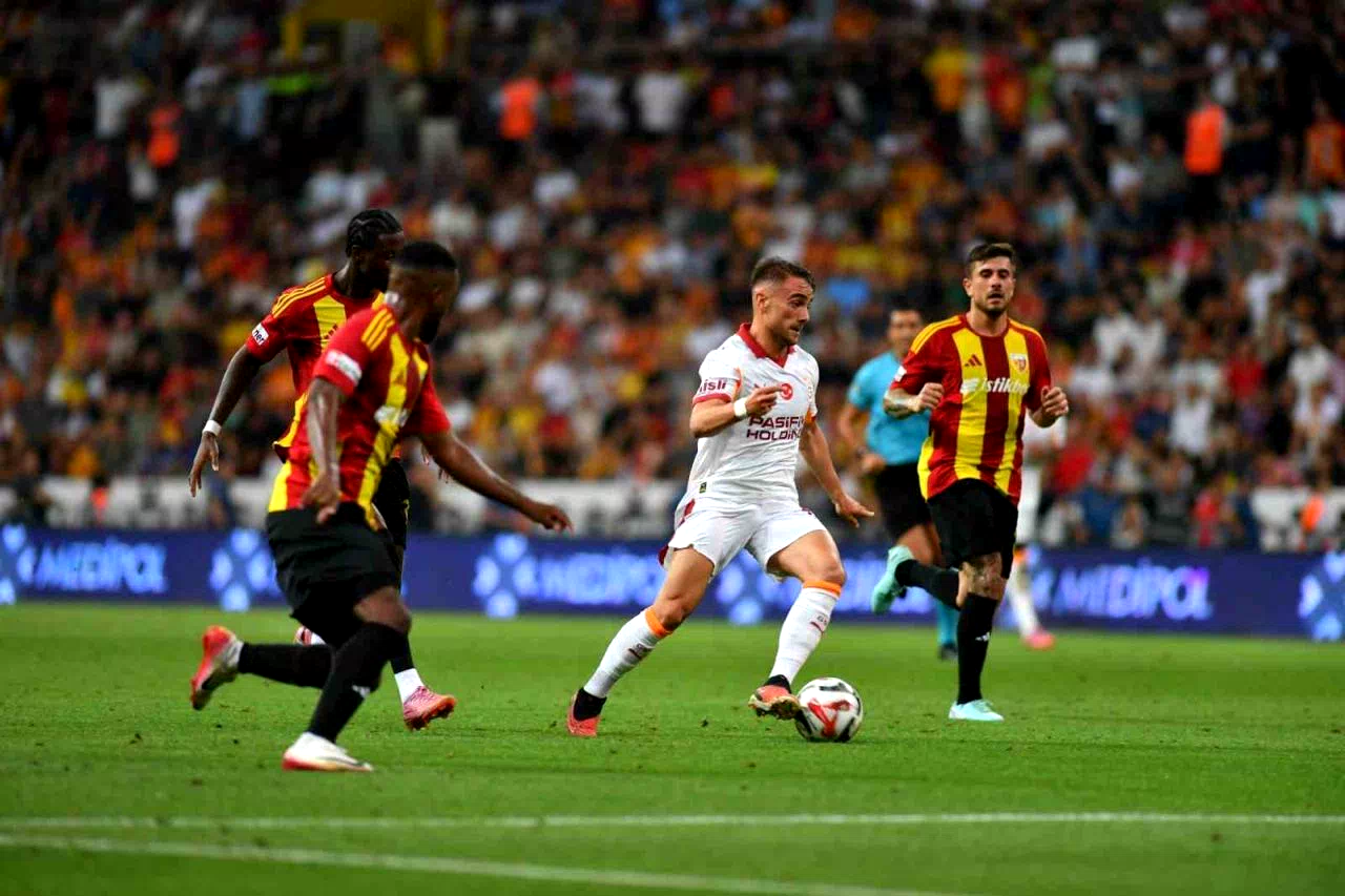 Trendyol Süper Lig: Kayserispor: 0 – Galatasaray: 1 (İlk yarı)