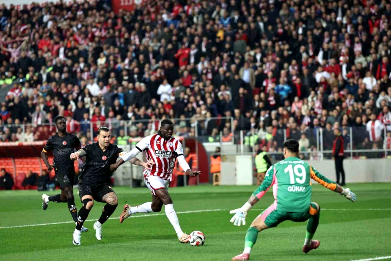 Trendyol Süper Lig: Samsunspor: 0 – Galatasaray: 1 (Maç devam ediyor)