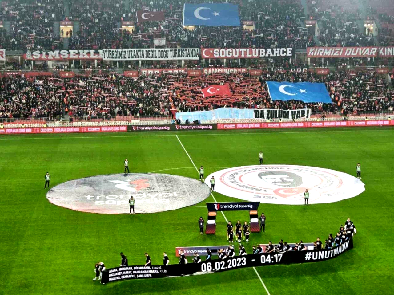 Trendyol Süper Lig: Samsunspor: 0 – Trabzonspor: 0 (Maç devam ediyor)