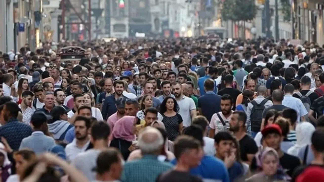 TÜİK: Türkiye’de işsizlik oranı 12 yılın en düşük seviyesine geriledi