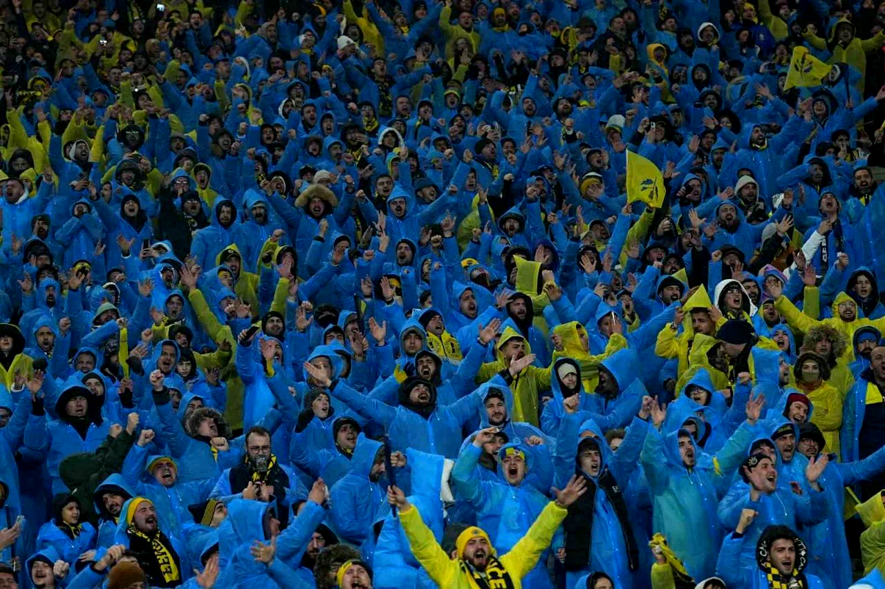 Turkcell Süper Kupa finalini 58 bin 397 seyirci takip etti