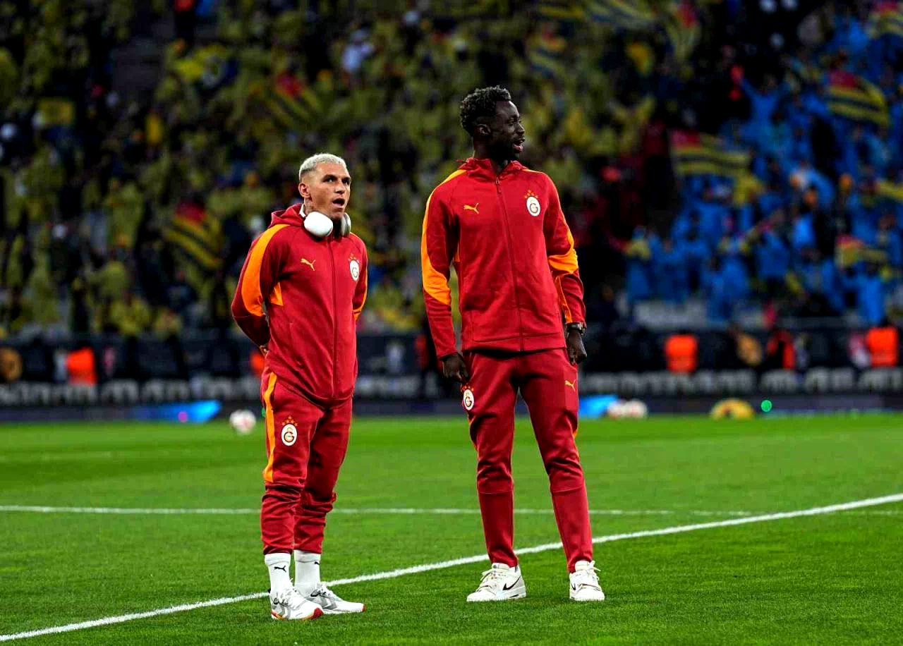 Turkcell Süper Kupa: Galatasaray: 0 – Fenerbahçe: 0 (Maç devam ediyor)
