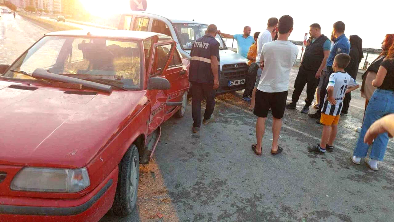 Türkeli’de trafik kazası: 1 yaralı