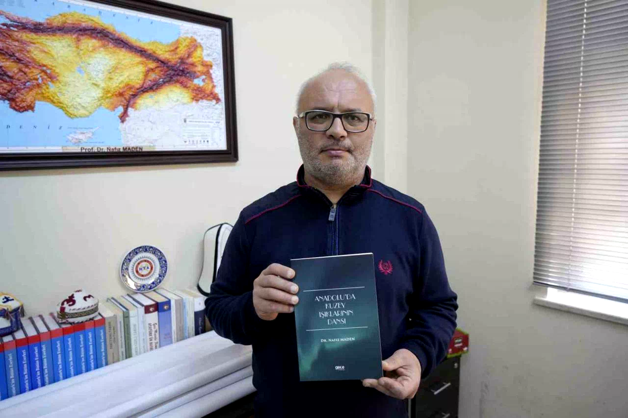 Türkiye’de görülen kuzey ışıkları ilk kez kitaplaştırıldı