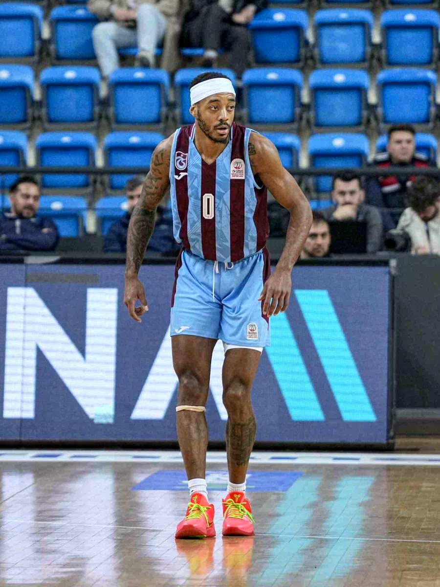 Türkiye Sigorta Basketbol Süper Ligi: Trabzonspor:89 – Karşıyaka:79