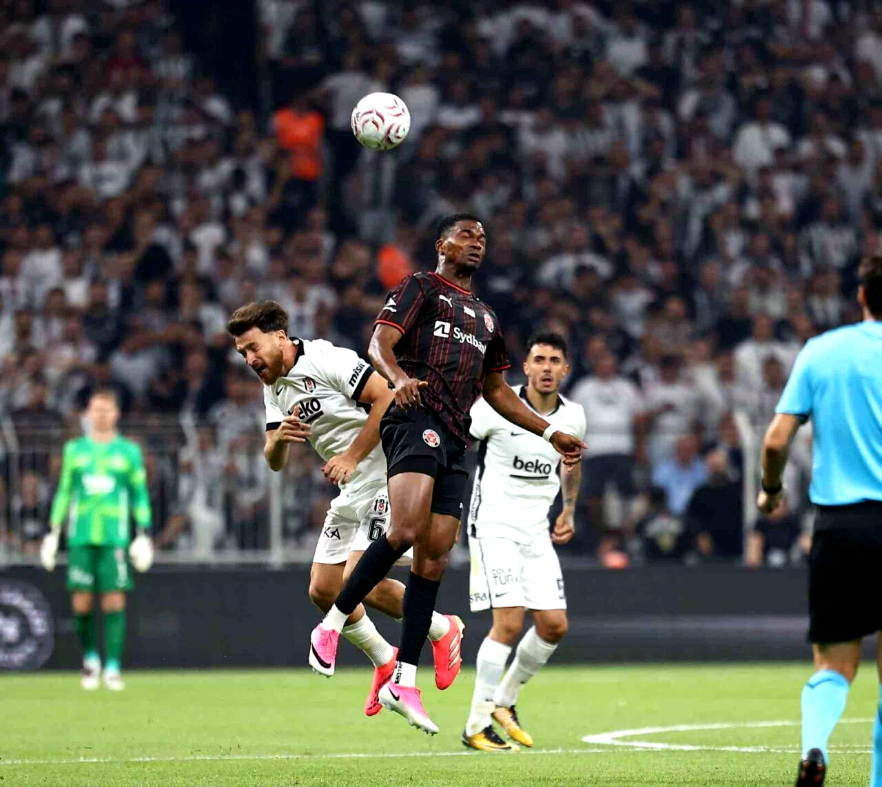UEFA Avrupa Ligi: Beşiktaş: 0 – Midtjylland: 0 (Maç devam ediyor)