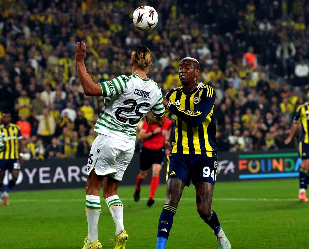 UEFA Avrupa Ligi: Fenerbahçe: 0 – Ferencvaros: 0 (İlk yarı)