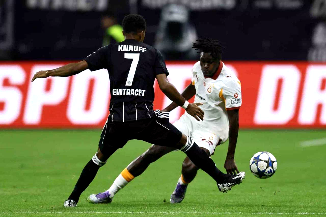UEFA Şampiyonlar Ligi: Eintracht Frankfurt: 3 – Galatasaray: 1 (İlk yarı)