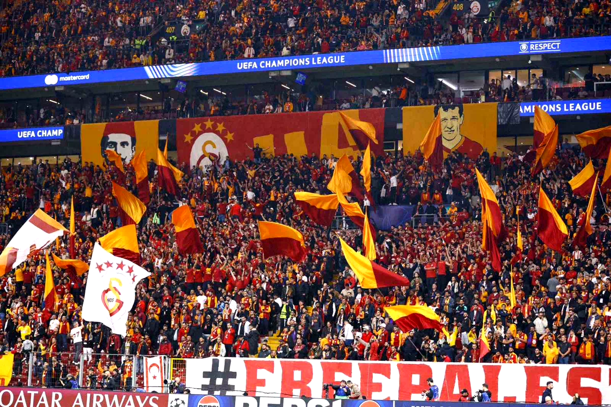 UEFA Şampiyonlar Ligi: Galatasaray: 0 - Barcelona: 0 (Maç devam ediyor)