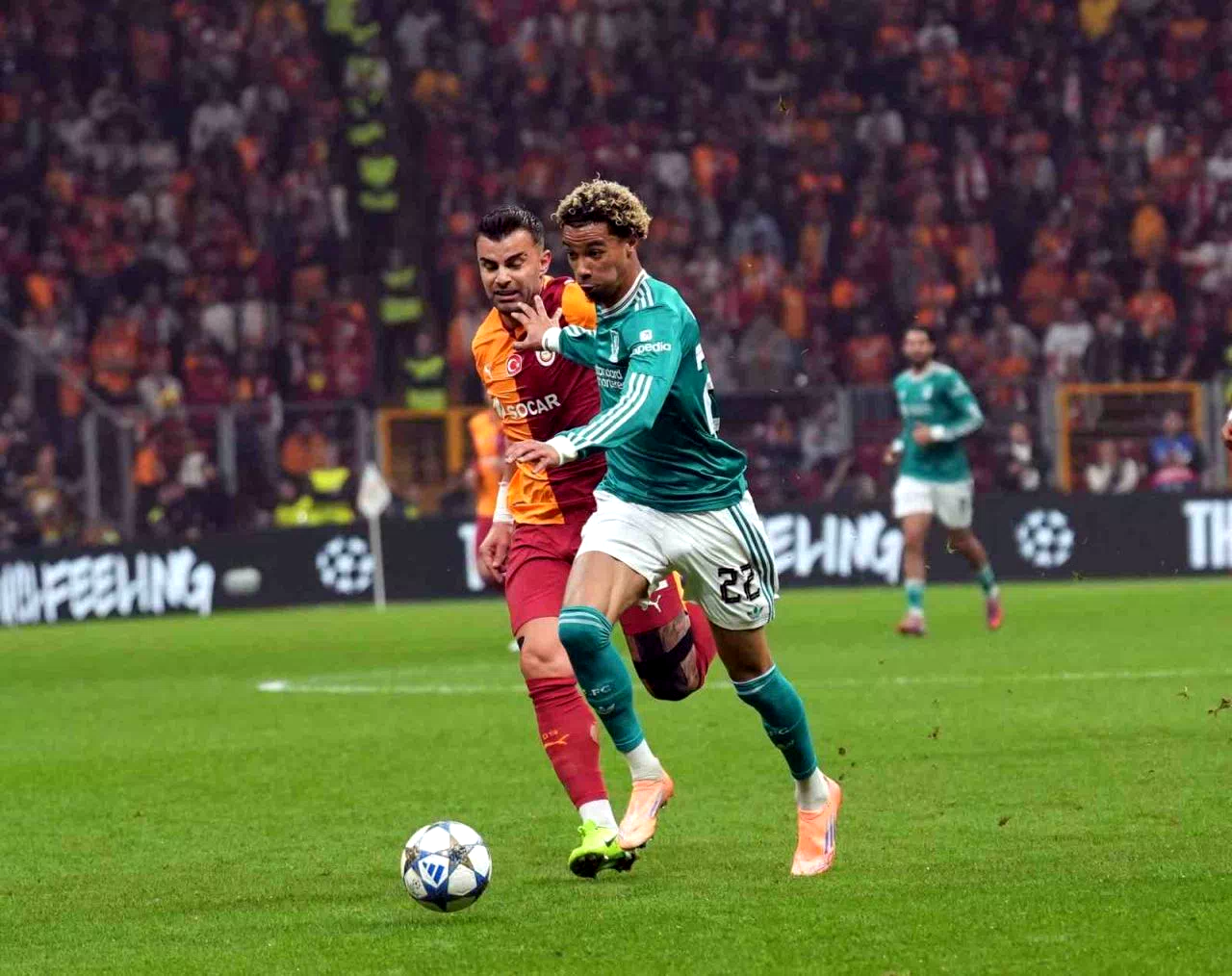 UEFA Şampiyonlar Ligi: Galatasaray: 1 – Liverpool: 0 (İlk yarı)