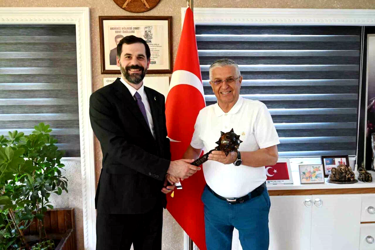 Ukraynalı çocuklar Kemer’de ağırlanacak