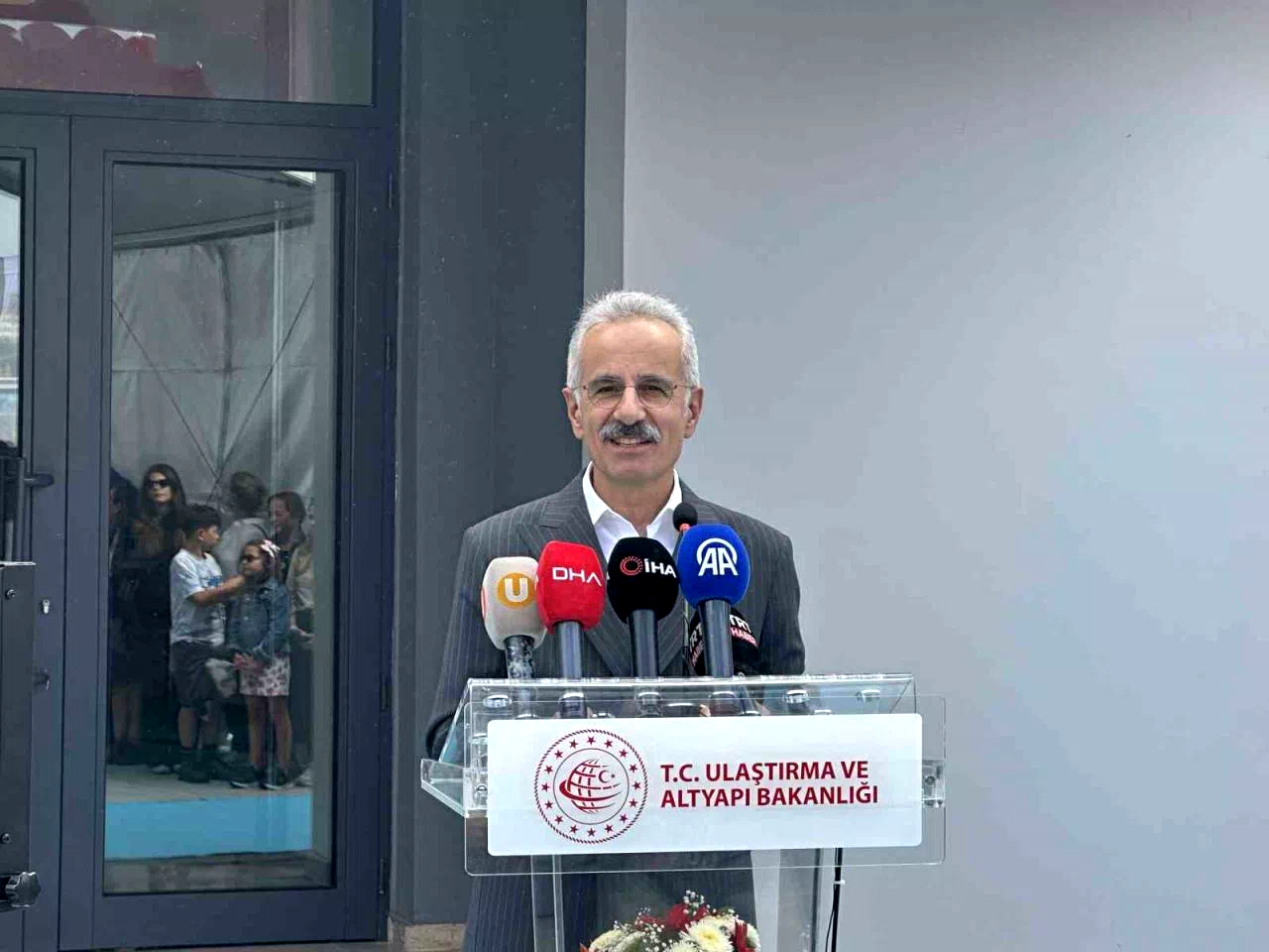 Ulaştırma Bakanı Uraloğlu: “2025 yılının ilk 8 ayında 26 bin 264 gemi trafiği gerçekleşti”