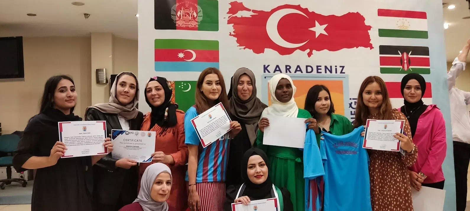 ULUSLARARASI ÖĞRENCİLER TRABZON’DA KÜLTÜRÜ VE EĞİTİMİ BİR ARADA YAŞIYOR