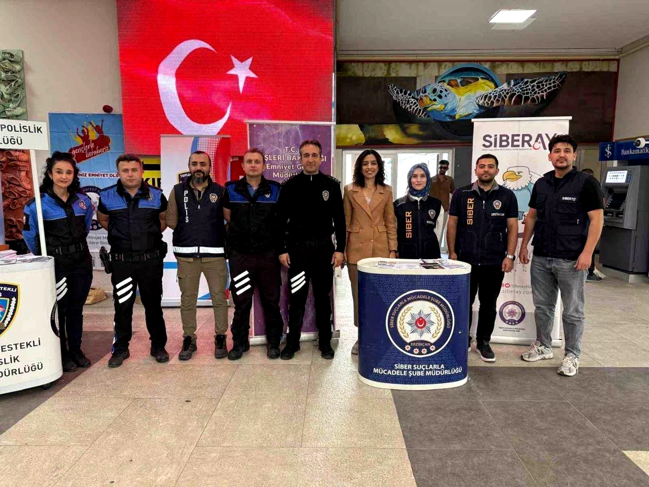 Üniversite öğrencilerine KADES uygulaması anlatıldı