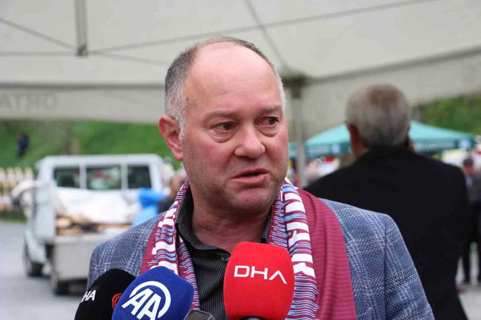 Ünlü Sanatçı Volkan Konak Trabzon’da Toprağa Verilecek