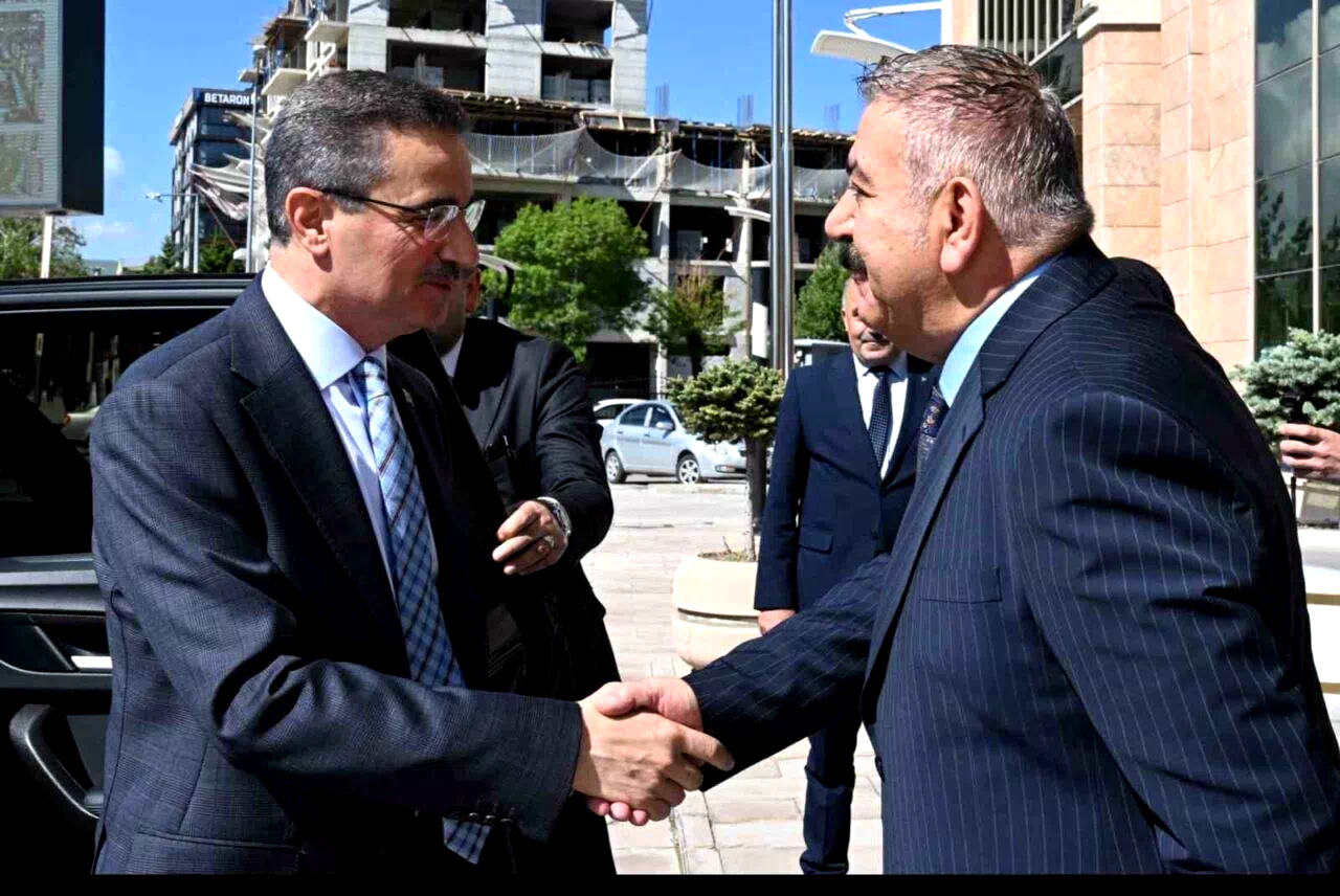 Vali Aydın Baruş Palandöken’de